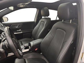 Mercedes-Benz GLA  2021 à Québec, Québec - 10 - w320h240px