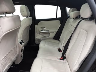 Mercedes-Benz GLA  2022 à Québec, Québec - 8 - w320h240px