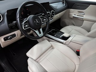 Mercedes-Benz GLA  2022 à Québec, Québec - 10 - w320h240px