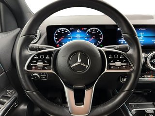 Mercedes-Benz GLA  2023 à Québec, Québec - 12 - w320h240px