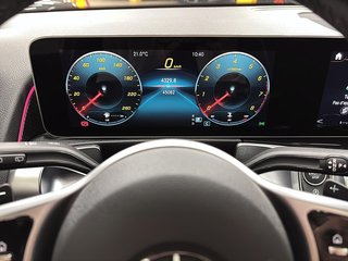 2021 Mercedes-Benz GLB in Quebec, Quebec - 12 - w320h240px