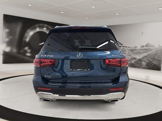 Mercedes-Benz GLB  2021 à Québec, Québec - 5 - w320h240px