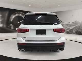 Mercedes-Benz GLB  2022 à Québec, Québec - 6 - w320h240px