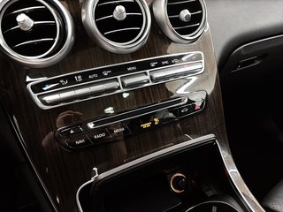 2017 Mercedes-Benz GLC in Quebec, Quebec - 16 - w320h240px