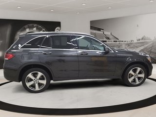 2020 Mercedes-Benz GLC in Quebec, Quebec - 4 - w320h240px