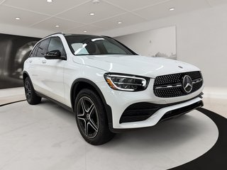 Mercedes-Benz GLC  2022 à Québec, Québec - 3 - w320h240px