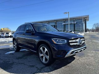 Mercedes-Benz GLC  2022 à Québec, Québec - 3 - w320h240px