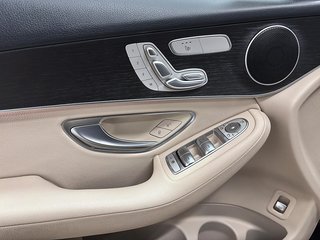 Mercedes-Benz GLC  2022 à Québec, Québec - 8 - w320h240px