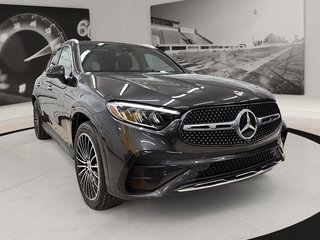 Mercedes-Benz GLC  2023 à Québec, Québec - 3 - w320h240px