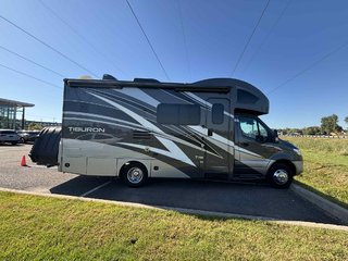 2020 Mercedes-Benz Sprinter Cab Chassis in Quebec, Quebec - 4 - w320h240px