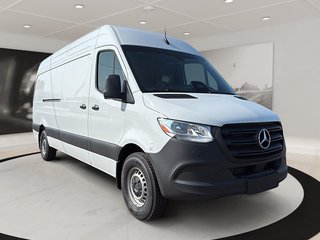 Mercedes-Benz Sprinter Cargo Van  2024 à Québec, Québec - 3 - w320h240px