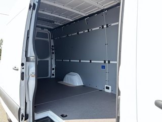Mercedes-Benz Sprinter Cargo Van  2024 à Québec, Québec - 10 - w320h240px
