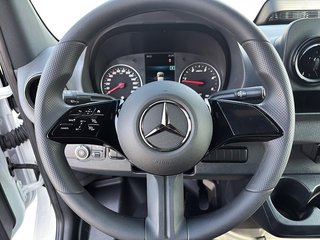 Mercedes-Benz Sprinter Cargo Van  2024 à Québec, Québec - 17 - w320h240px