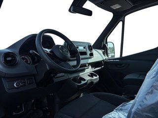 Mercedes-Benz Sprinter Cargo Van  2024 à Québec, Québec - 13 - w320h240px