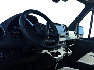 2024 Mercedes-Benz Sprinter Cargo Van in Quebec, Quebec - 13 - w320h240px