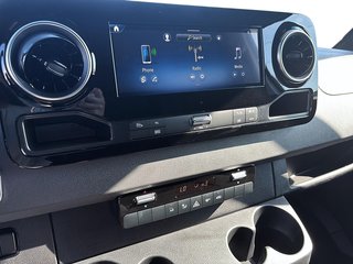2024 Mercedes-Benz Sprinter Cargo Van in Quebec, Quebec - 16 - w320h240px