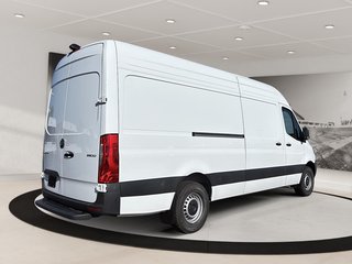 2024 Mercedes-Benz Sprinter Cargo Van in Quebec, Quebec - 7 - w320h240px