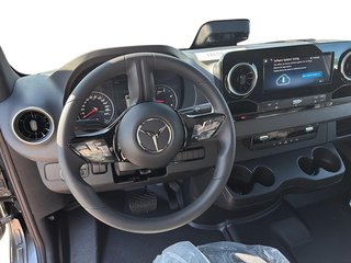 2025 Mercedes-Benz Sprinter Cargo Van in Quebec, Quebec - 13 - w320h240px
