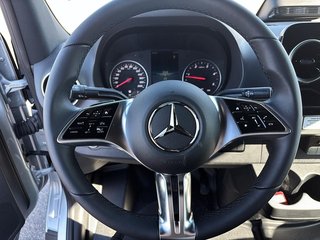 2025 Mercedes-Benz Sprinter Cargo Van in Quebec, Quebec - 15 - w320h240px