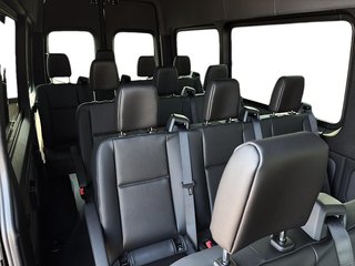 2025 Mercedes-Benz Sprinter Passenger Van in Quebec, Quebec - 17 - w320h240px