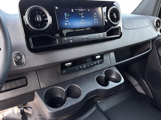 2025 Mercedes-Benz Sprinter Passenger Van in Quebec, Quebec - 13 - w320h240px