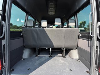 2025 Mercedes-Benz Sprinter Passenger Van in Quebec, Quebec - 15 - w320h240px