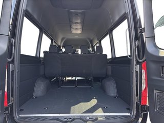 2025 Mercedes-Benz Sprinter Passenger Van in Quebec, Quebec - 21 - w320h240px