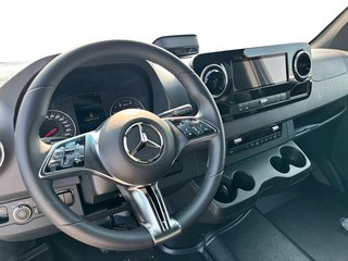 2025 Mercedes-Benz Sprinter Passenger Van in Quebec, Quebec - 10 - w320h240px