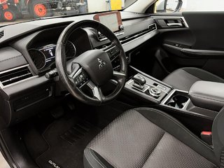 Mitsubishi Outlander  2022 à Québec, Québec - 15 - w320h240px