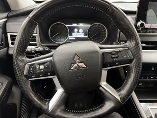 Mitsubishi Outlander  2022 à Québec, Québec - 16 - w320h240px