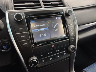2016 Toyota Camry in Quebec, Quebec - 12 - w320h240px