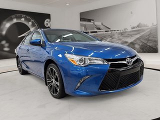 2016 Toyota Camry in Quebec, Quebec - 3 - w320h240px