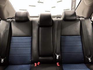 2016 Toyota Camry in Quebec, Quebec - 15 - w320h240px