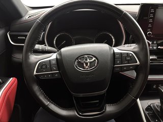 Toyota Highlander  2022 à Québec, Québec - 10 - w320h240px