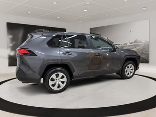 2024 Toyota RAV4 in Quebec, Quebec - 4 - w320h240px