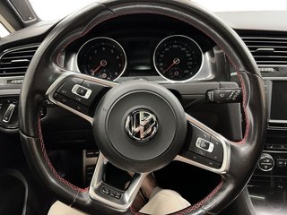 Volkswagen Golf GTI  2017 à Québec, Québec - 12 - w320h240px