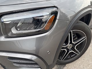 2025 Mercedes-Benz GLB 250
