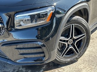 2025 Mercedes-Benz GLB 250