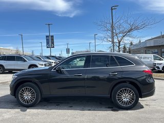 2025 Mercedes-Benz GLC 300