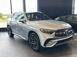2025 Mercedes-Benz GLC 300 4MATIC