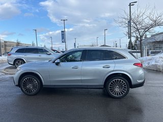2026 Mercedes-Benz GLC 300 4MATIC