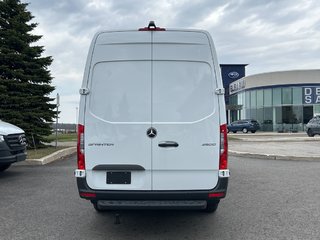 2025 Mercedes-Benz Sprinter 2500 170 Wheelbase High Roof RWD