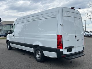 2025 Mercedes-Benz Sprinter 2500 170 Wheelbase High Roof RWD