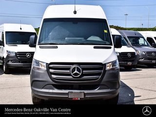 2024 Mercedes-Benz eSprinter Cargo Van 2500 High Roof HO 170 RWD