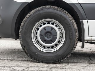 2025 Mercedes-Benz ESprinter 144 Wheelbase High Roof RWD