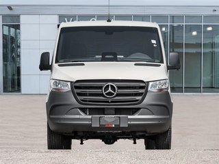 2026 Mercedes-Benz Sprinter 2500 144 Wheelbase Standard Roof RWD