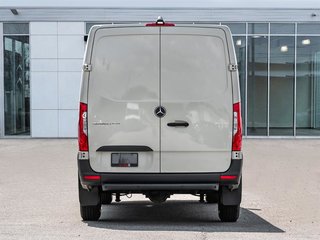 2026 Mercedes-Benz Sprinter 2500 144 Wheelbase Standard Roof RWD