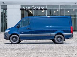 2026 Mercedes-Benz Sprinter 2500 144 Wheelbase Standard Roof RWD