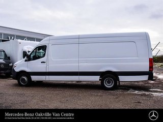 2022 Mercedes-Benz Sprinter Cargo Van 170 Ext
