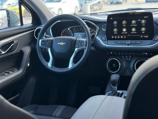 2024 Chevrolet Blazer in Pickering, Ontario - 10 - w320h240px